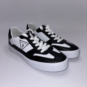 Guess Tenisky (38 EU (7.5 US) W)